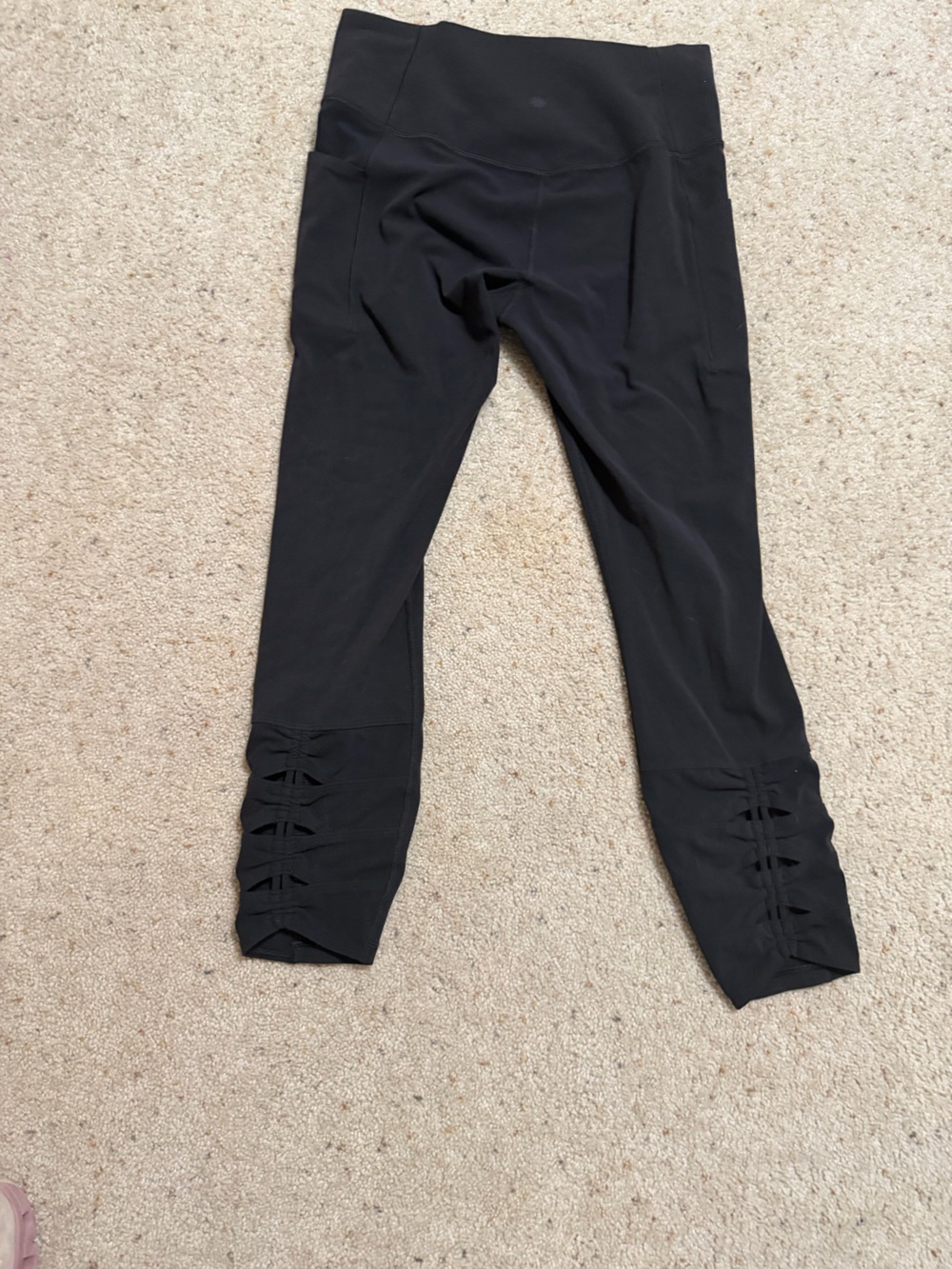 Athleta Black capri leggings